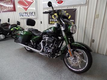 2014 Harley-Davidson Road King CVO   - Photo 2 - Kingman, KS 67068