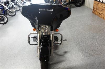 2021 Harley-Davidson Electra Glide Standard   - Photo 3 - Kingman, KS 67068