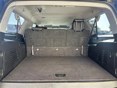 2017 Chevrolet Suburban LT   - Photo 11 - Riverside, CA 92508