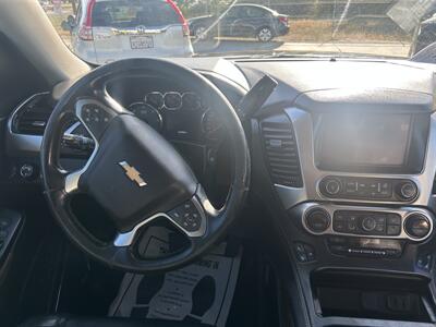 2017 Chevrolet Suburban LT   - Photo 29 - Riverside, CA 92508