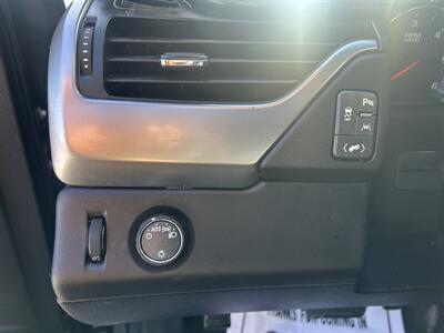 2017 Chevrolet Suburban LT   - Photo 20 - Riverside, CA 92508