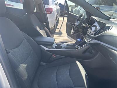 2018 Chevrolet Volt LT   - Photo 37 - Riverside, CA 92508