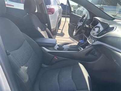2018 Chevrolet Volt LT   - Photo 11 - Riverside, CA 92508