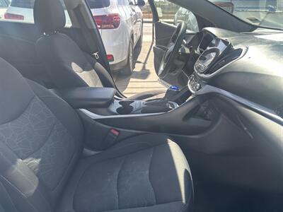 2018 Chevrolet Volt LT   - Photo 9 - Riverside, CA 92508
