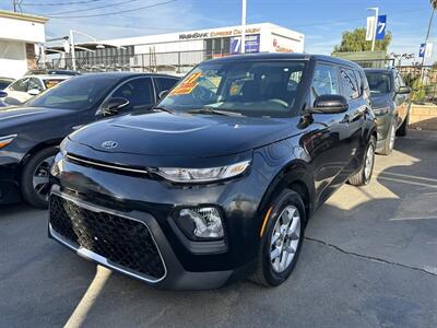 2021 Kia Soul S   - Photo 9 - Riverside, CA 92508