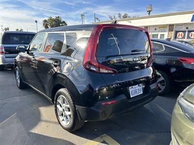 2021 Kia Soul S   - Photo 44 - Riverside, CA 92508
