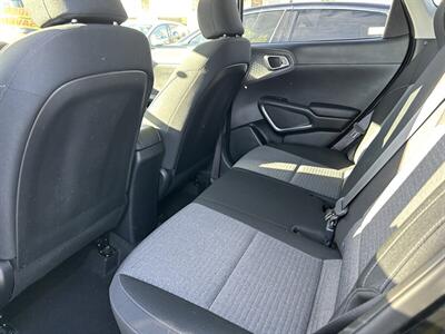 2021 Kia Soul S   - Photo 24 - Riverside, CA 92508