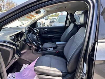 2018 Ford Escape SE   - Photo 43 - Riverside, CA 92508