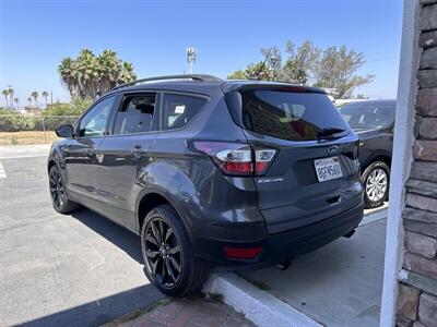 2018 Ford Escape SE   - Photo 9 - Riverside, CA 92508