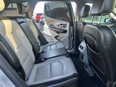 2019 GMC Terrain SLT   - Photo 94 - Riverside, CA 92508