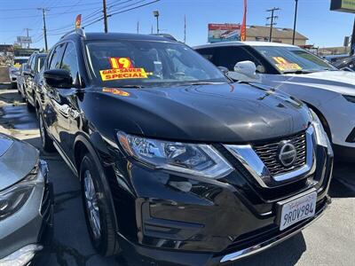 2019 Nissan Rogue SV   - Photo 73 - Riverside, CA 92508