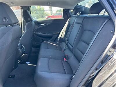 2023 Chevrolet Malibu LT   - Photo 10 - Riverside, CA 92508