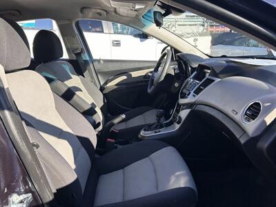 2016 Chevrolet Cruze Limited LS Manual   - Photo 40 - Riverside, CA 92508