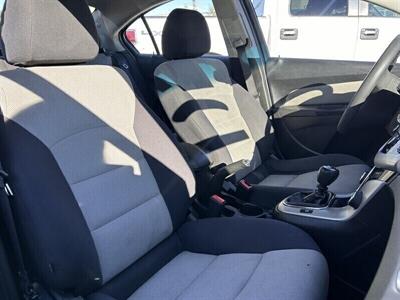 2016 Chevrolet Cruze Limited LS Manual   - Photo 45 - Riverside, CA 92508