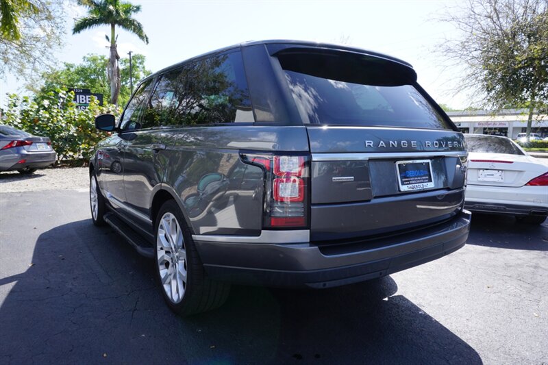 2015 Land Rover Range Rover Supercharged photo
