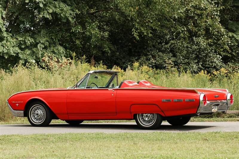 1962 Ford Thunderbird Sports Roadster Clone   - Photo 12 - Rockville, MD 20850