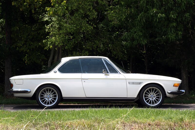 1972 BMW 3.0CS   - Photo 14 - Rockville, MD 20850