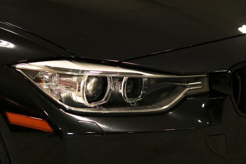 2013 BMW 335i  Sport 6-Speed - Photo 34 - Rockville, MD 20850