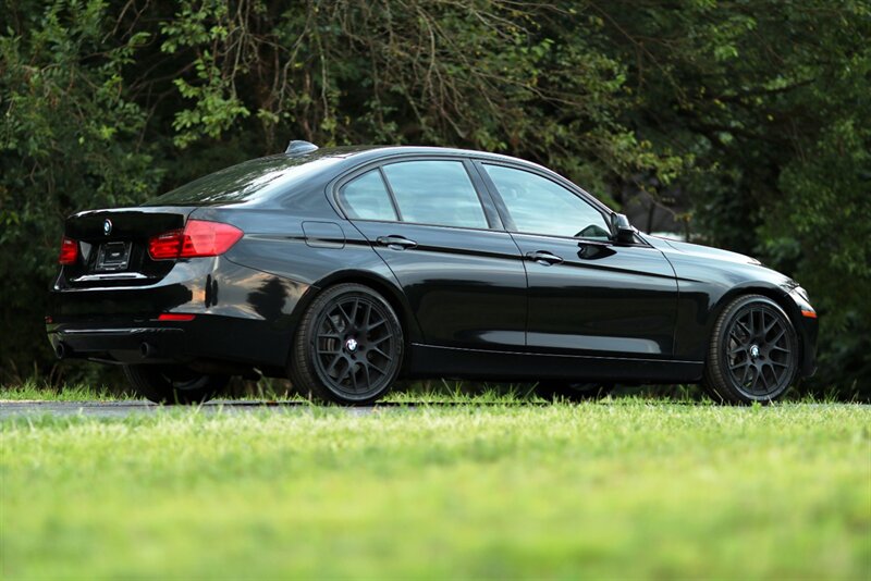 2013 BMW 335i  Sport 6-Speed - Photo 9 - Rockville, MD 20850