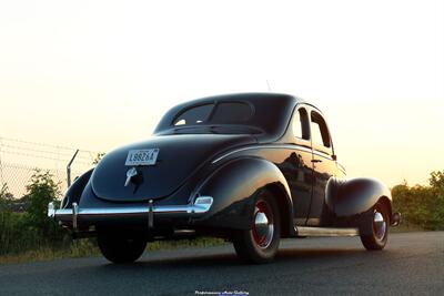 1939 Ford Deluxe   - Photo 2 - Rockville, MD 20850