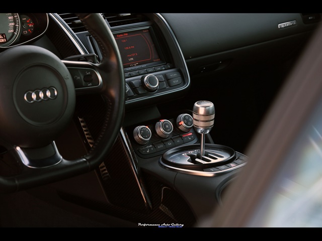 2009 Audi R8 Quattro  6-Spd - VF Supercharged - Photo 28 - Rockville, MD 20850