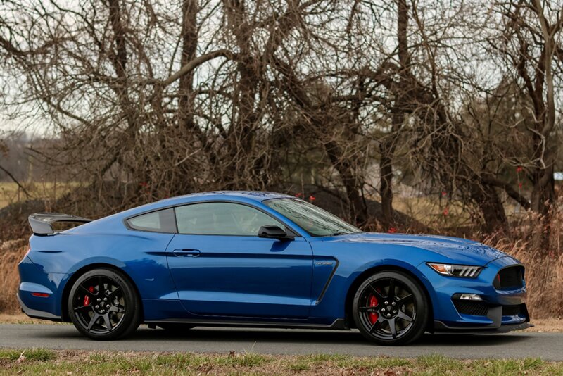 2018 Ford Mustang Shelby GT350R   - Photo 15 - Rockville, MD 20850