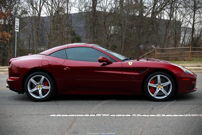2015 Ferrari California T   - Photo 10 - Rockville, MD 20850