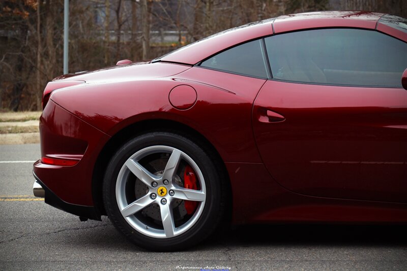 2015 Ferrari California T   - Photo 25 - Rockville, MD 20850