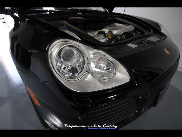 2006 Porsche Cayenne Turbo   - Photo 39 - Rockville, MD 20850