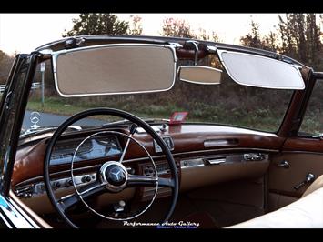 1957 Mercedes-Benz 220s Cabrio   - Photo 21 - Rockville, MD 20850