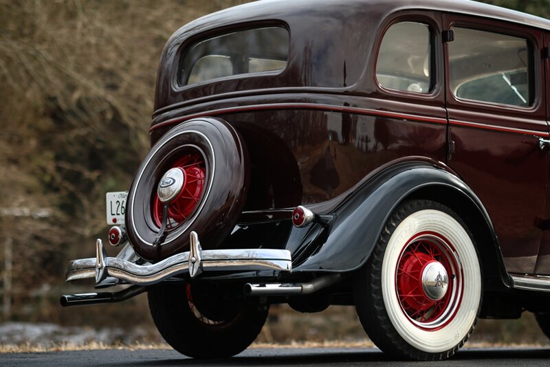 1934 Ford Tudor Sedan Fordor Deluxe V8   - Photo 45 - Rockville, MD 20850