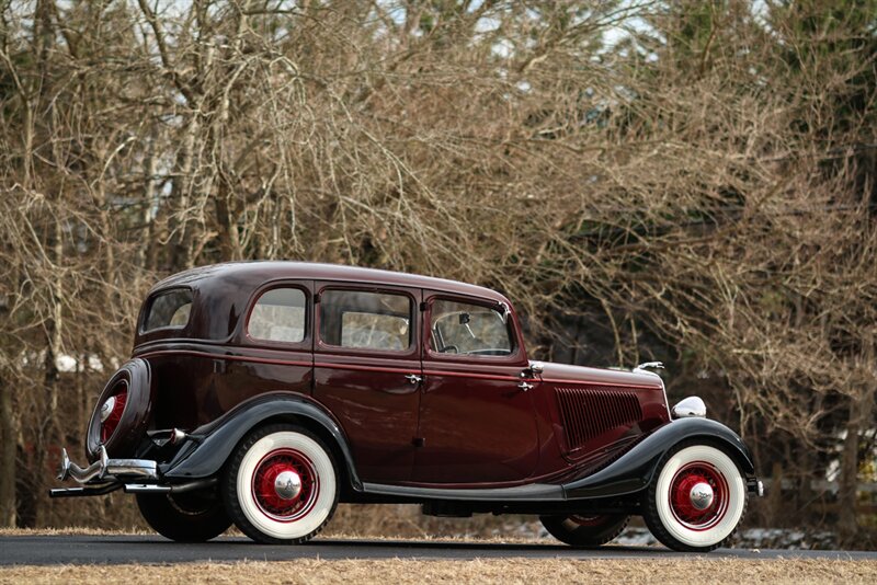 1934 Ford Tudor Sedan Fordor Deluxe V8   - Photo 9 - Rockville, MD 20850