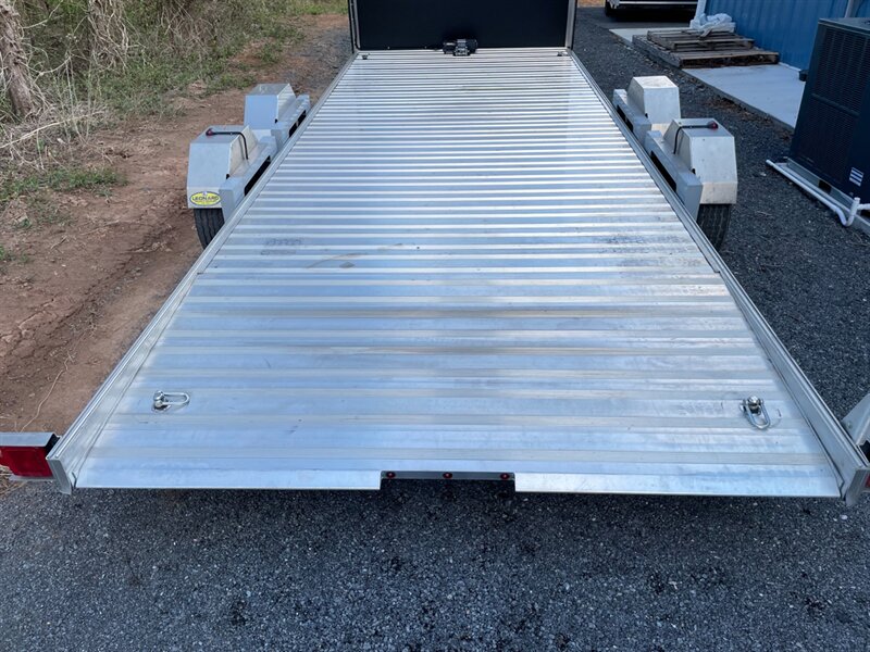 2022 Timpte Aluminum Car Hauler  with Lowering Deck - Photo 3 - Rockville, MD 20850