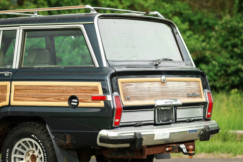 1989 Jeep Grand Wagoneer 4dr   - Photo 40 - Rockville, MD 20850