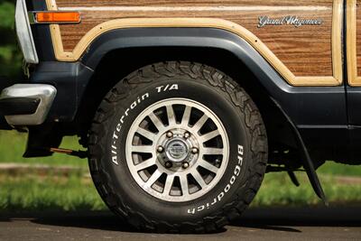 1989 Jeep Grand Wagoneer 4dr   - Photo 49 - Rockville, MD 20850