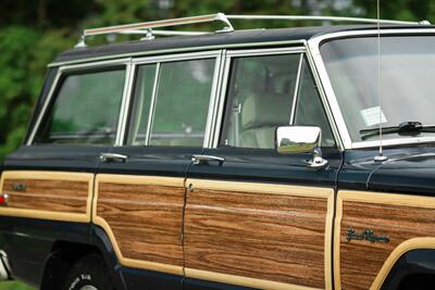 1989 Jeep Grand Wagoneer 4dr   - Photo 20 - Rockville, MD 20850