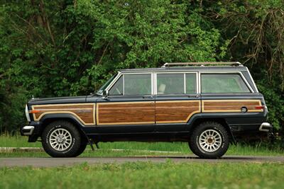 1989 Jeep Grand Wagoneer 4dr   - Photo 7 - Rockville, MD 20850