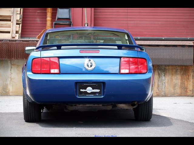 2006 Ford Mustang   - Photo 3 - Rockville, MD 20850