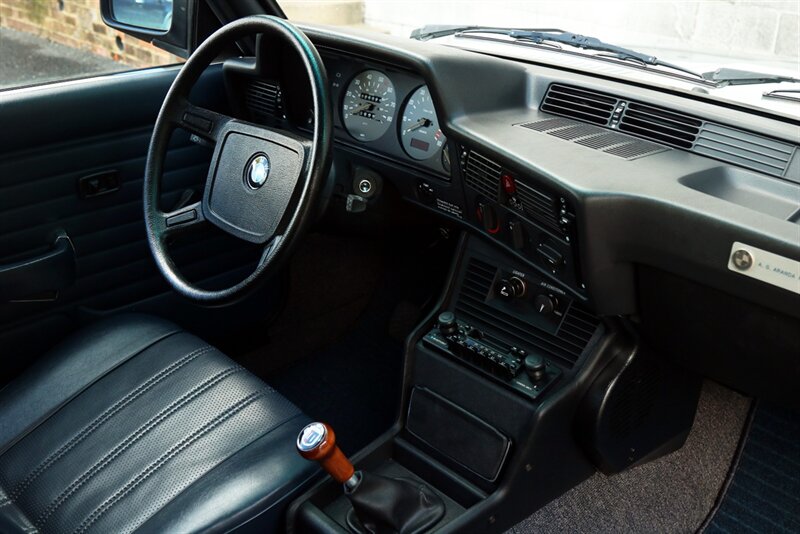 1982 BMW 320i Coupe 5-Speed   - Photo 3 - Rockville, MD 20850