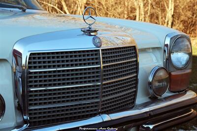 1972 Mercedes-Benz 250   - Photo 16 - Rockville, MD 20850