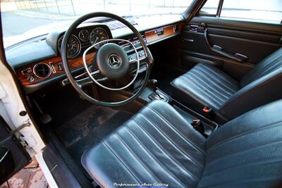 1972 Mercedes-Benz 250   - Photo 41 - Rockville, MD 20850