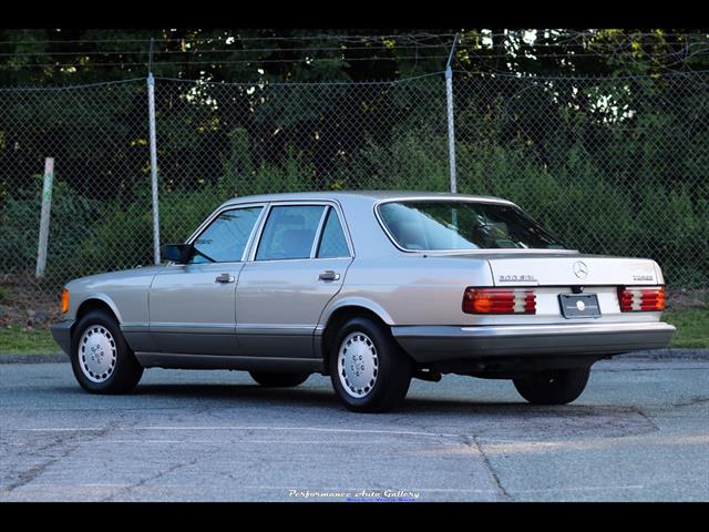 1986 Mercedes-Benz 300 SDL   - Photo 2 - Rockville, MD 20850