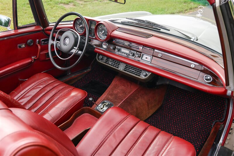 1969 Mercedes-Benz 280SE Cabriolet   - Photo 37 - Rockville, MD 20850