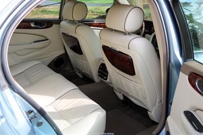2005 Jaguar XJ8 Vanden Plas   - Photo 4 - Rockville, MD 20850