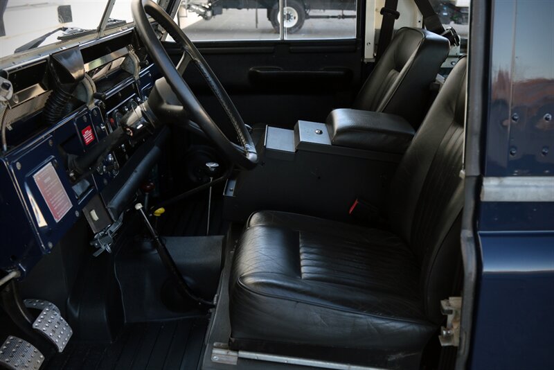 1969 Land Rover Series II A 88 "   - Photo 58 - Rockville, MD 20850