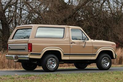 1984 Ford Bronco 2dr   - Photo 2 - Rockville, MD 20850