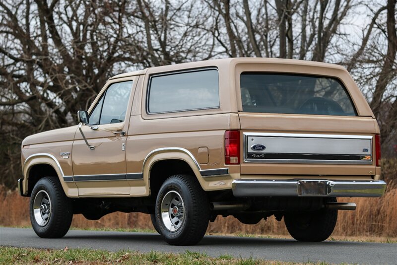 1984 Ford Bronco 2dr   - Photo 4 - Rockville, MD 20850