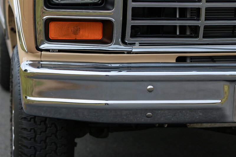 1984 Ford Bronco 2dr   - Photo 20 - Rockville, MD 20850