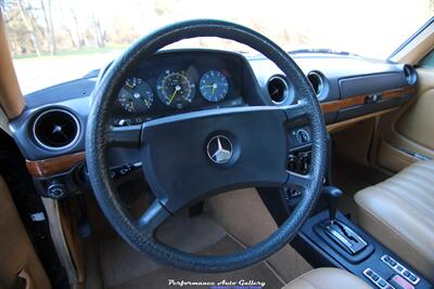 1980 Mercedes-Benz 240D   - Photo 29 - Rockville, MD 20850