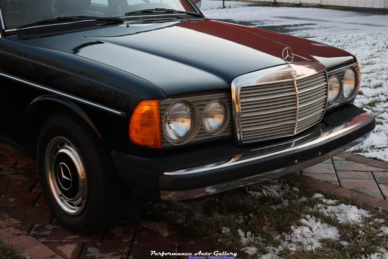 1980 Mercedes-Benz 240D   - Photo 14 - Rockville, MD 20850